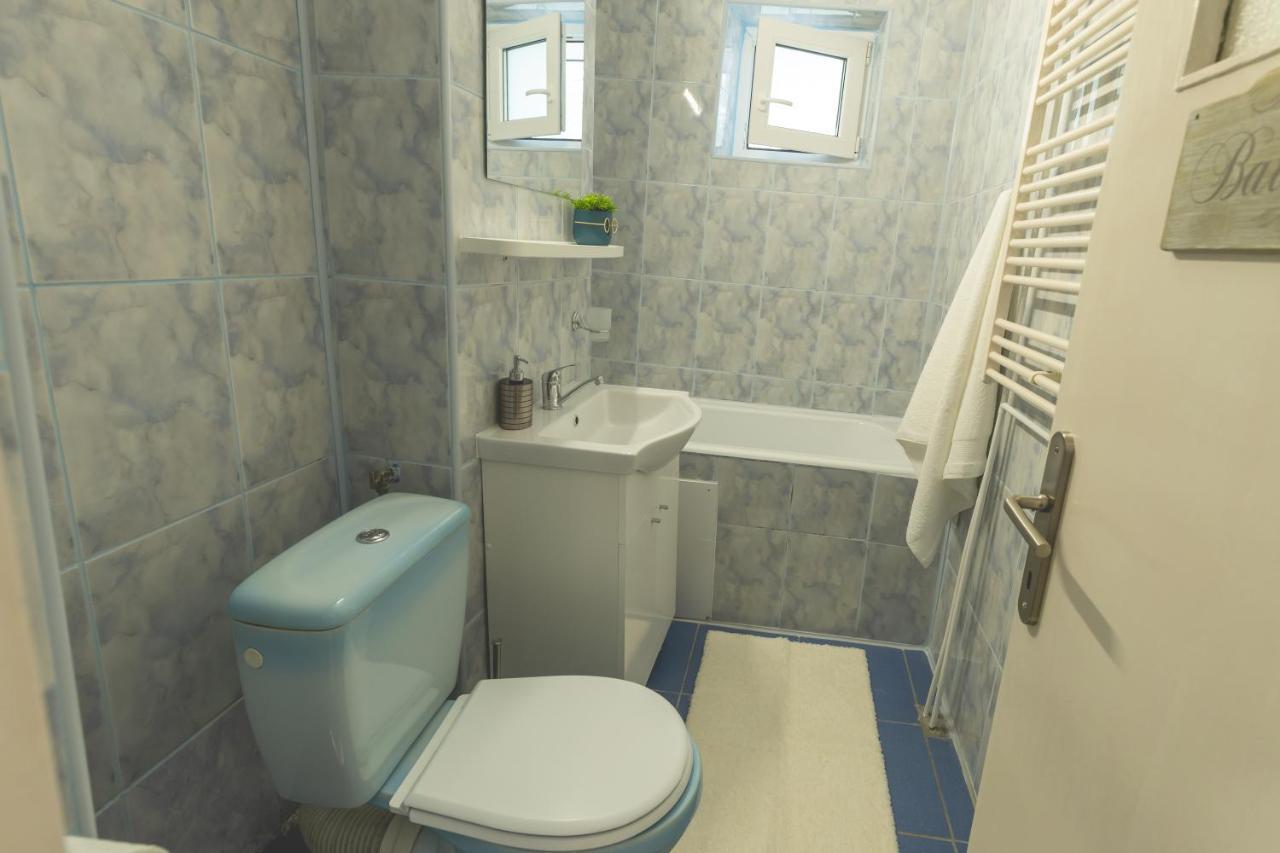 Luxury 2 Bedroom Holiday Apartment Piteşti Dış mekan fotoğraf